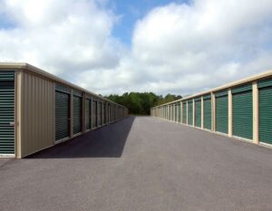 Are mover companies providing storage facilities available?