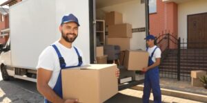 What services should a reliable removal company offer?